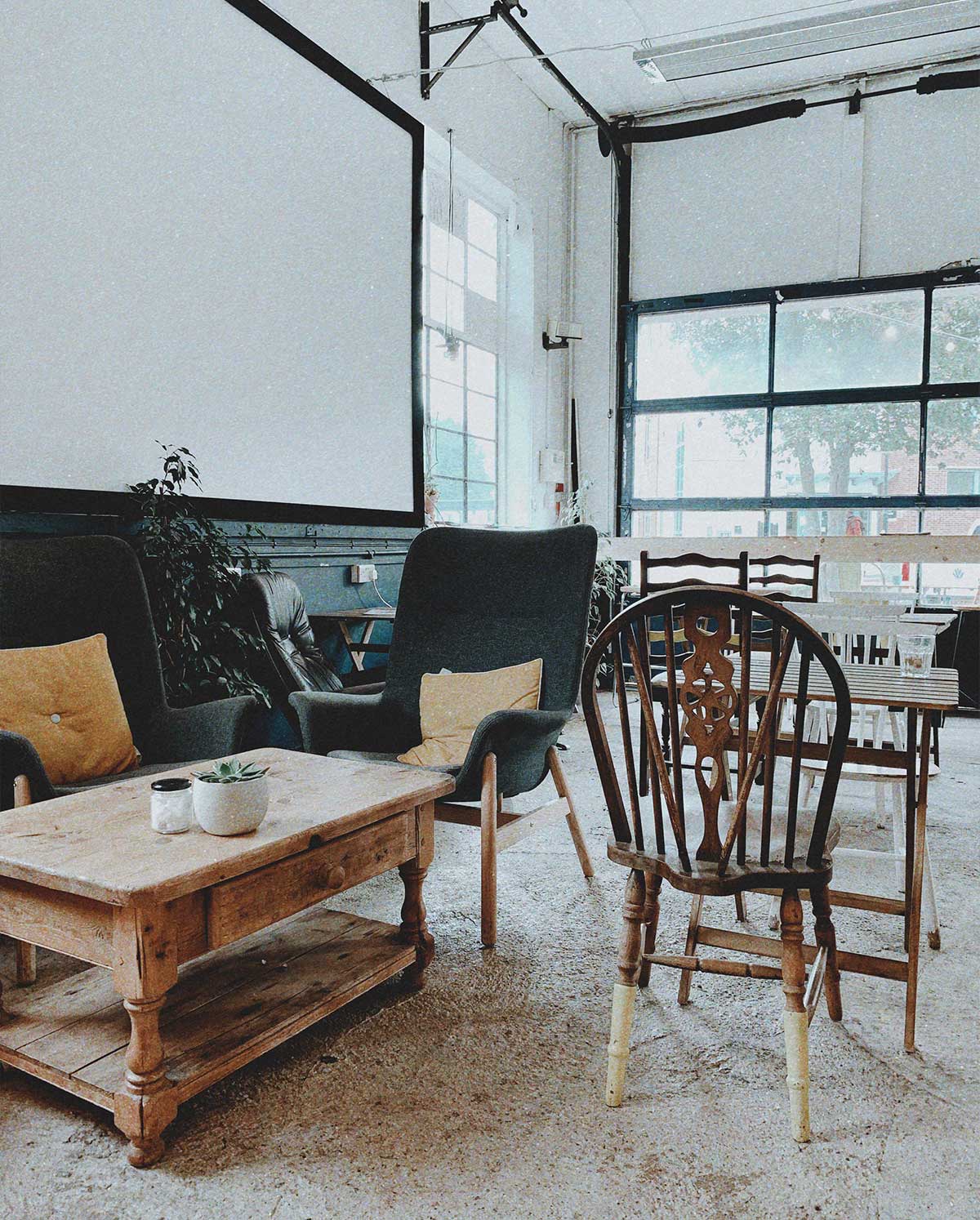 Creative desk